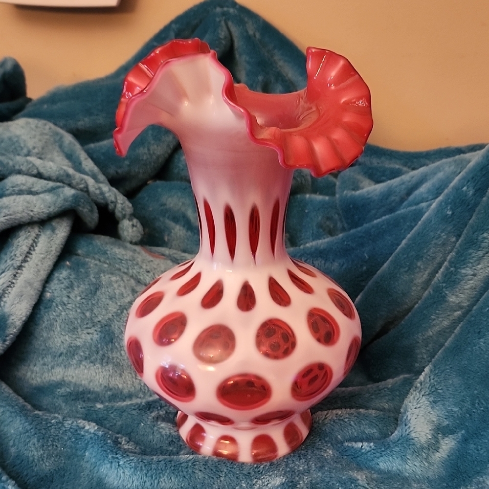 Elegant Red and White Glass Vase